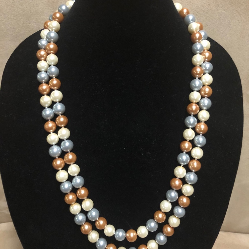 Multicolor Pearl Necklace